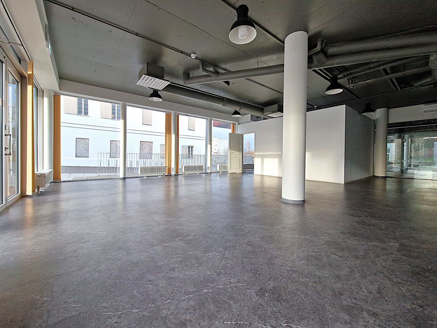 Avarad kaasaegsed äripinnad Pärnu kesklinna äri- ja kaubanduspiirkonnas