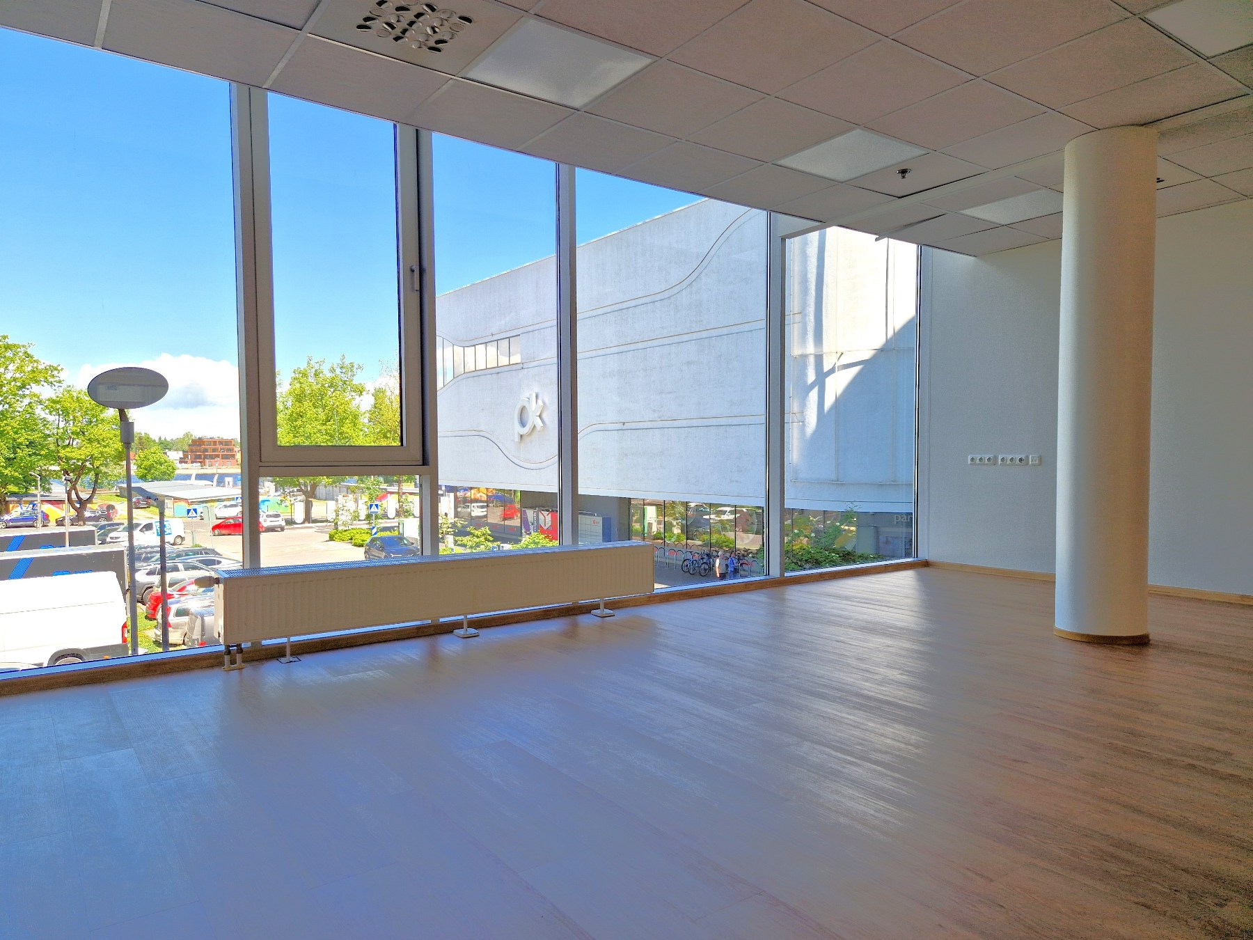 Avarad kaasaegsed äripinnad Pärnu kesklinna äri- ja kaubanduspiirkonnas